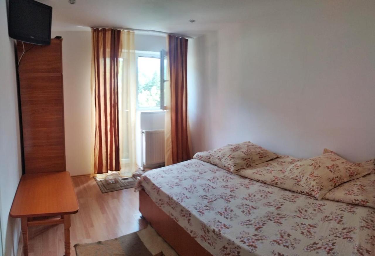 Casa Crivimex Villa Азуга Екстериор снимка